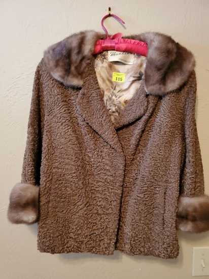 Vintage Coat with Fur Collar