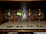 4 wine glasses