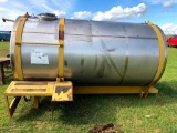 1500 Gallon Stainless Steel Tank ex. condition