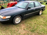 1998 Grand Marquis LS Runs and Drives. local owner