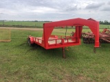 Flatbed gooseneck trailer