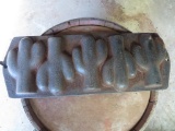 Vintage Antique Lodge Cast Iron Bakeware