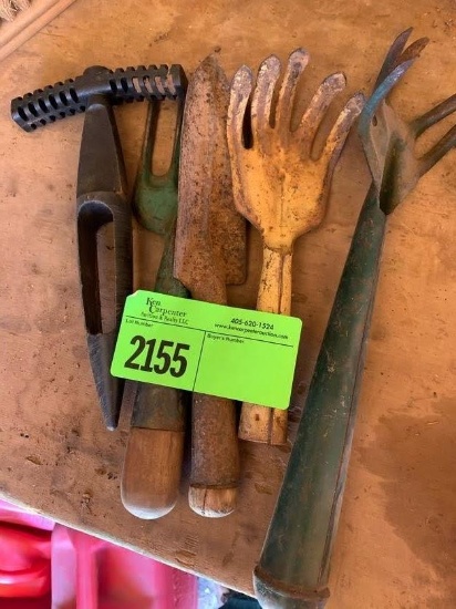 5 garden tools