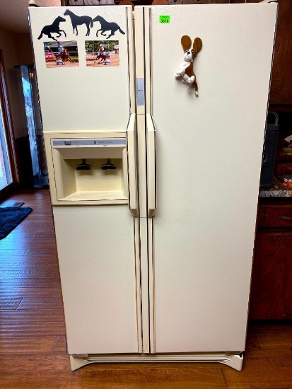 Amana Double Door Refrigerator adjustable dairy system, very clean