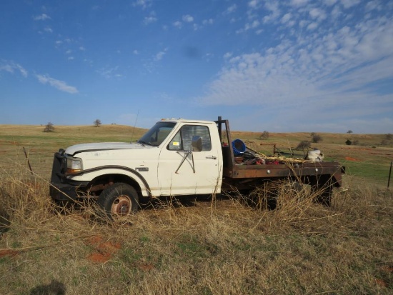 91 Ford 350 with Deweze Squeeze arm Bed