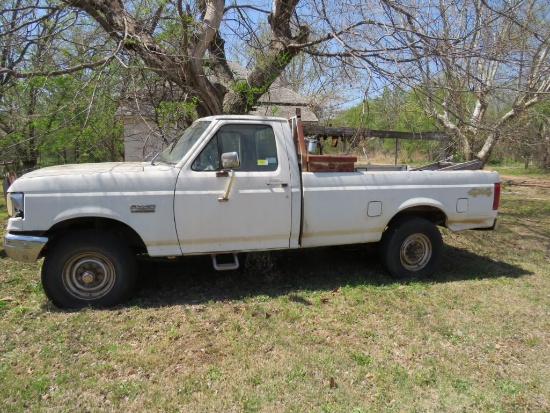 91 White F250 Custom Automatic 4x4 with Long Bed - Diesel tank not included