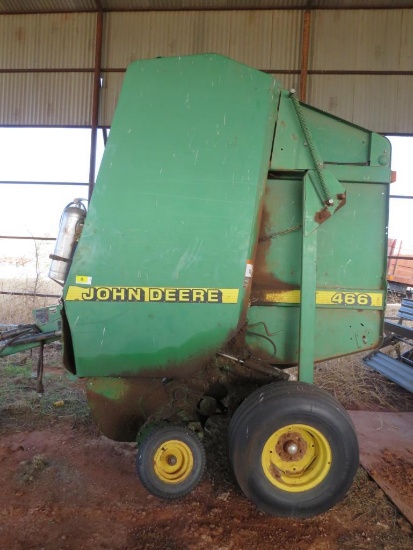 466 John Deere Baler with Monitor