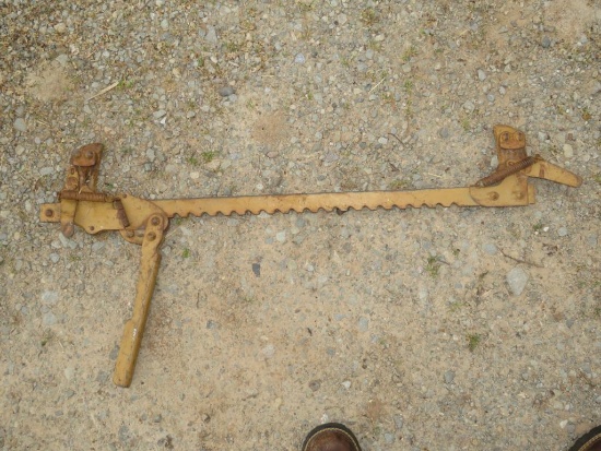 Wire stretcher