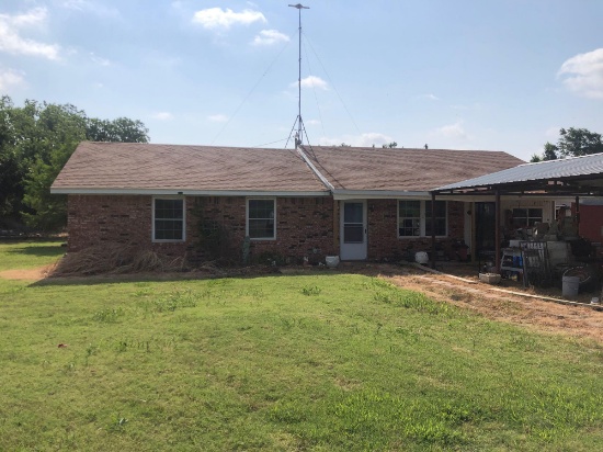 3 bedroom 2 bath brick home on 1 1/4 acres