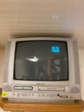 Magnavox DVD VCR TV With remote works real good