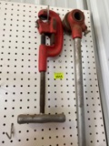 Pipe cutter and pipe threader