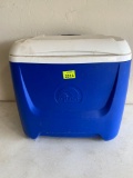 Igloo Roller Ice Chest