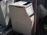 Large Ice bin