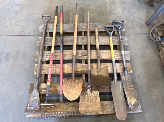 Shovels, Rakes & Other Yard Tools