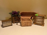 Baskets, Chest of Drawers Jewelry Music Box & Crown Melody Coin Transistor Radio Bank