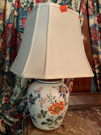 Porcelain lamp