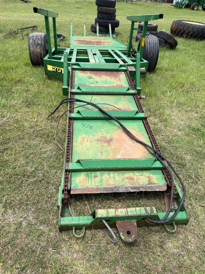 John Deere accumulator