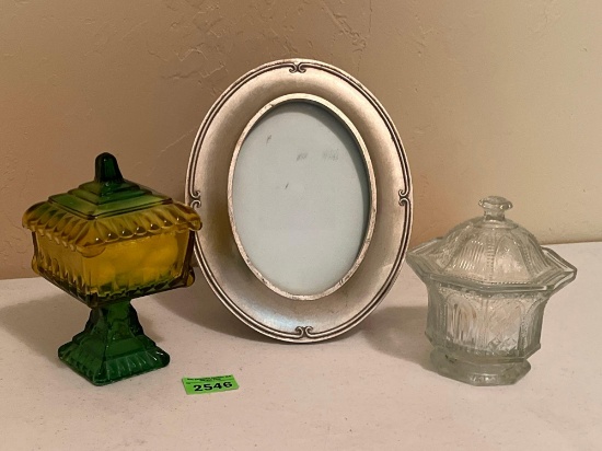 Oval Photo Frame & Glass Jars with Lids