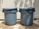 Rubbermaid Brute 20-Gallon Trash Cans