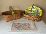 Plastic Platters & Baskets
