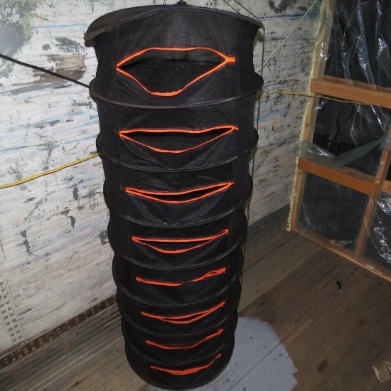 Mesh drying rack