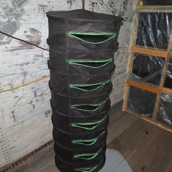 Mesh drying rack