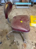 Shop rolling chair