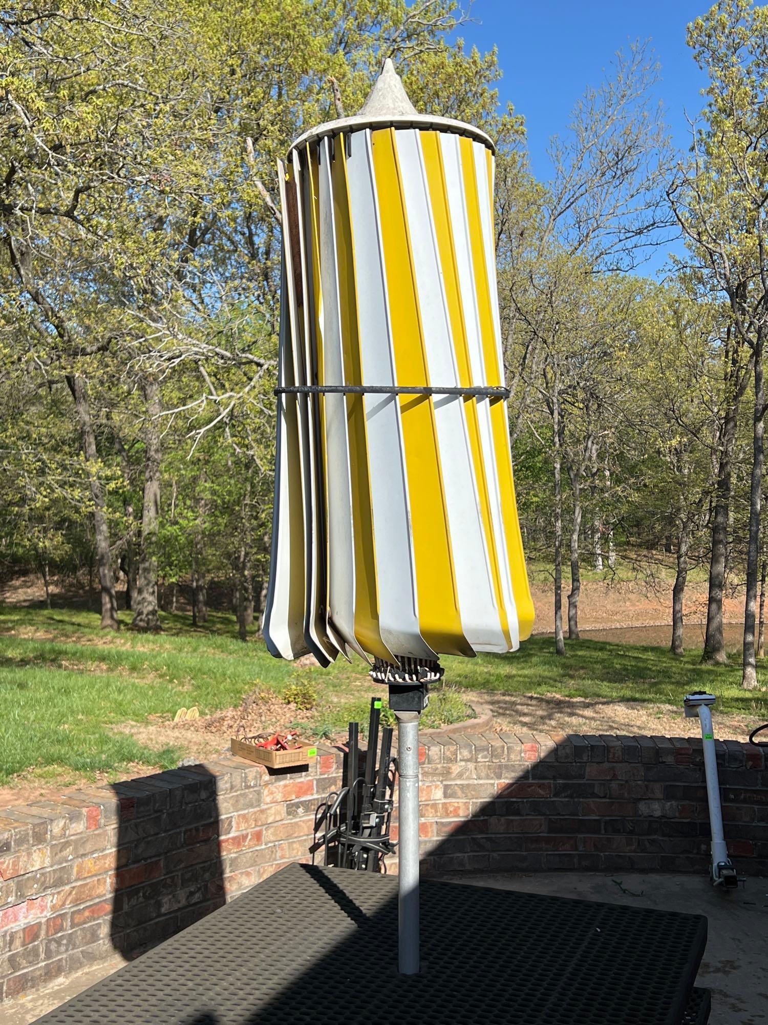 aluminum patio umbrella vintage Vintage Aluminum Outdoor Patio Umbrella