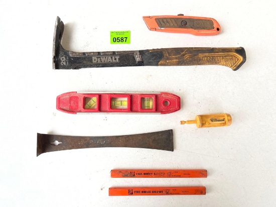 Level, Pry Bars & Utility Knife