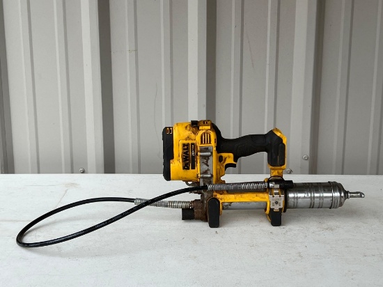 DeWalt 20 Volt Cordless Grease Gun