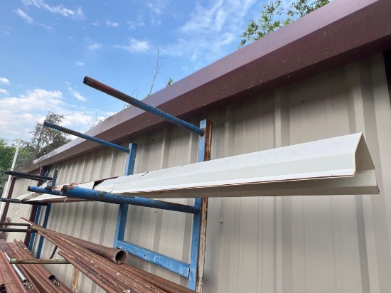 Trim Metal