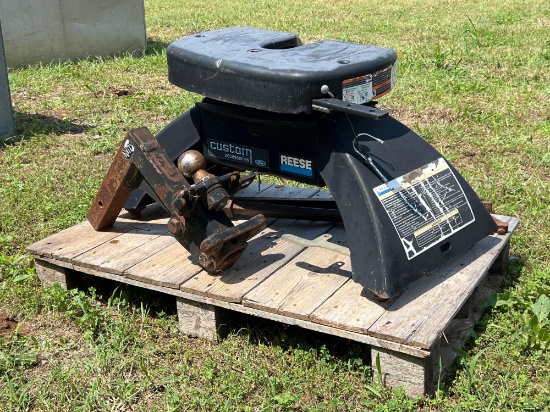 Reese Fifth Wheel Hitch