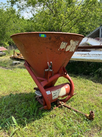 Ferltizer Spreader 3 Point PTO Hookup
