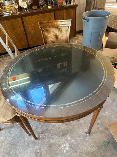 table and chairs