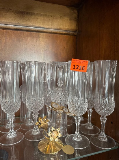 skinny wine glasses