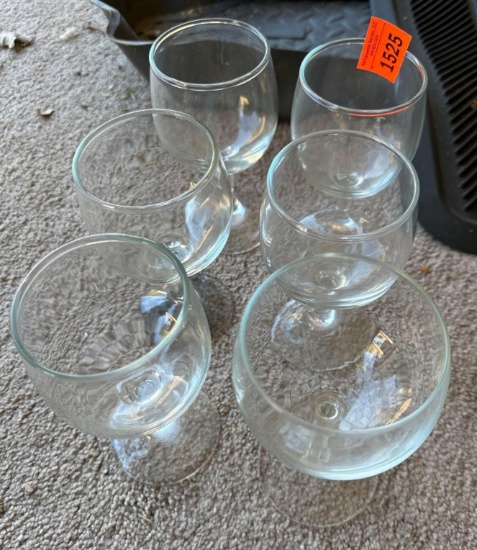 wine glasses