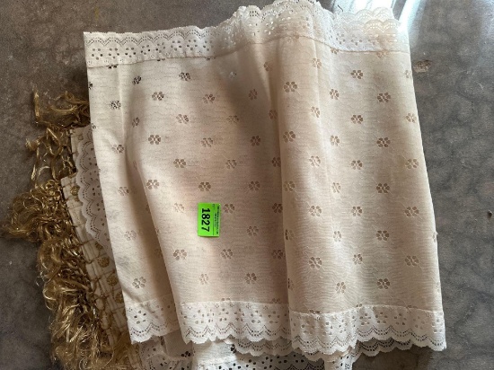 end tablecloth