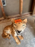 Leopard statue