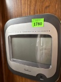 Digital clock