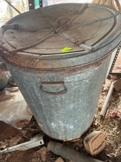 galvanized trash can and lid