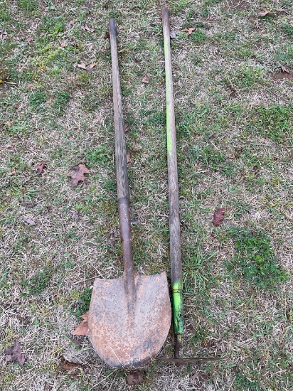 shovel and hole
