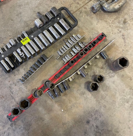 assortment of snapon sockets