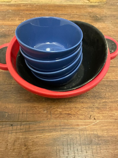 Bowl and strainer