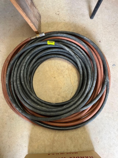 2 air hoses connected together, over 100ft