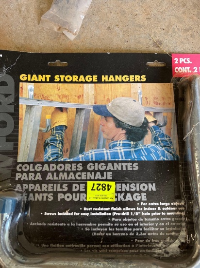4 storage hangers