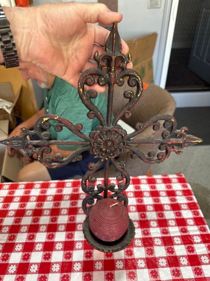 cross candle holder