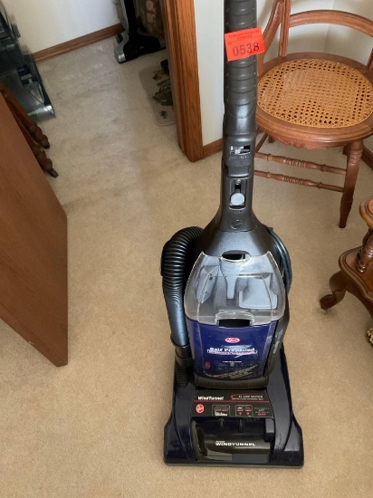 Hoover self propelled wind tunnel vacuum