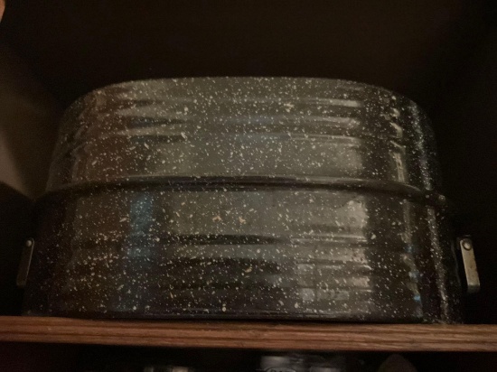 Roasting pan