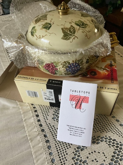 Porcelain enamel cookware