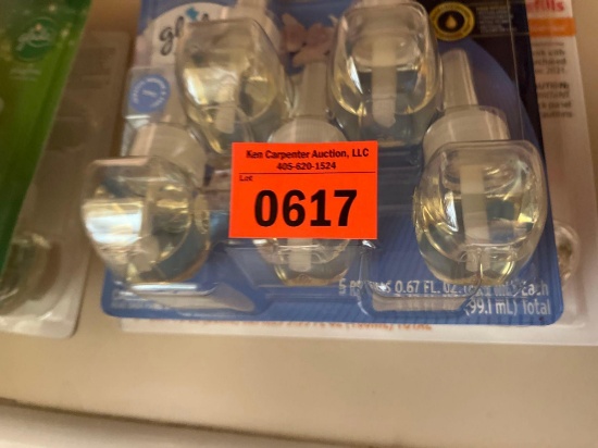Glade Air freshner. Brand new never been open